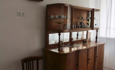 Traditional old style apartment rent in Alaverdi, Armenia