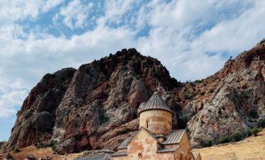 Noravank tour and wine tasting