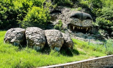 Private custom tour to Nagorno Karabakh