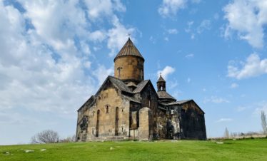 Tour to Saghmosavank