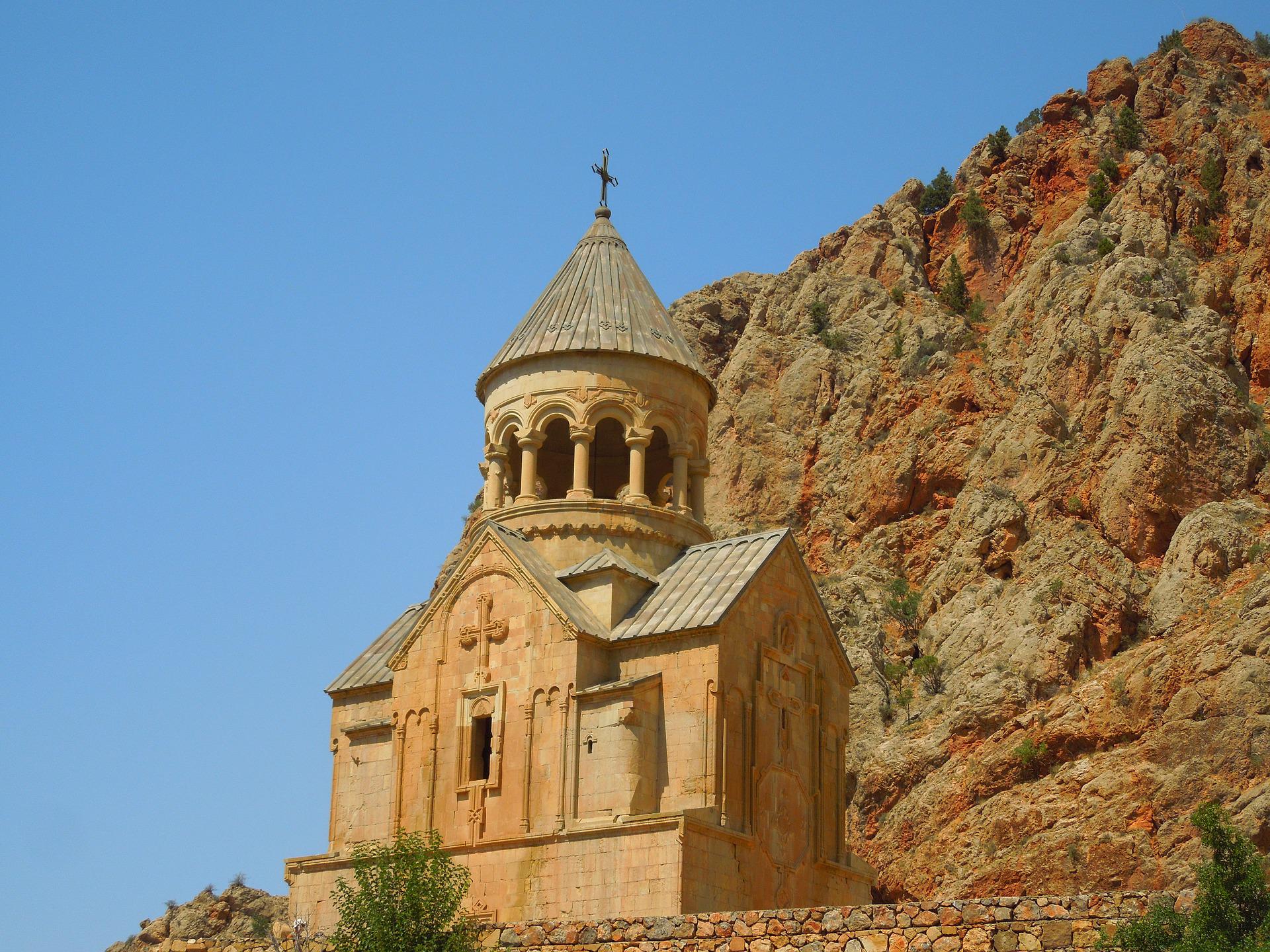 Tailor made tour to Noravank